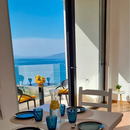 Golden Sea View Appartement