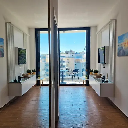 Apartament Golden Sea View