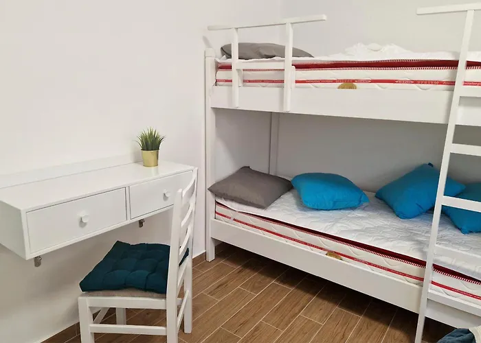 Golden Sea View Daire Saranda